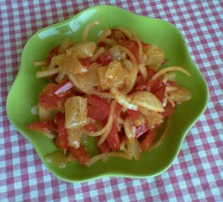 Pikantní syrečkový (tvarůžkový) salát