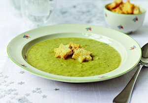 Štědrovečerní hrachová polévka