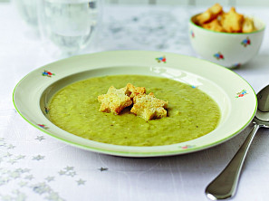 Štědrovečerní hrachová polévka