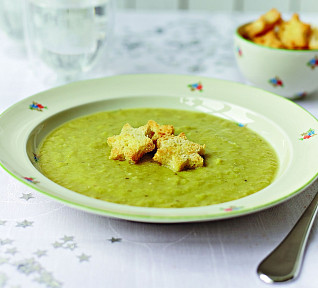 Štědrovečerní hrachová polévka