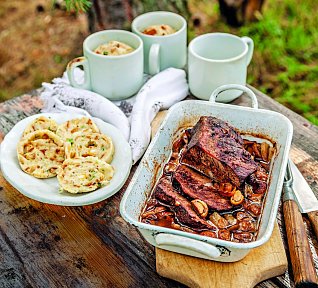 Hovězí pečeně s houbami