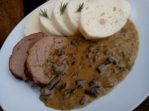 Rozmarýnové telecí na houbách