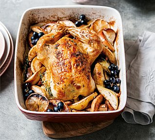 Pečené citronové kuře s jablky a hruškami