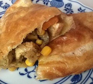 Kuřecí pirohy se zeleninou