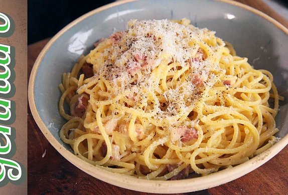 Spaghetti alla Carbonara ( Podle Antonia Carluccia )