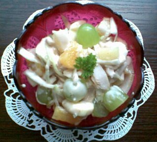 Ovocný salát s krůtím masem