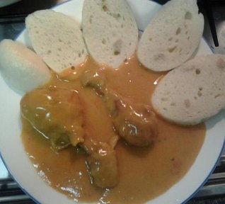 Kuřecí paličky na rajčatové omáčce