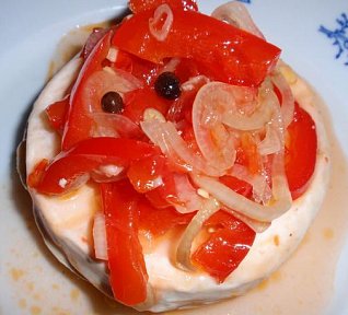 Nakládaný pivní Hermelín