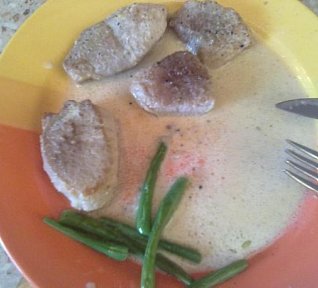 Vepřové medailonky s pepřovou omáčkou