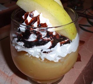 Jablečný (hruškový) pohár