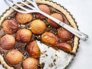 Koláč s medem a meruňkami