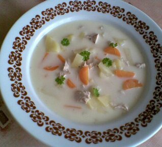 Kuřecí polévka se sýrem