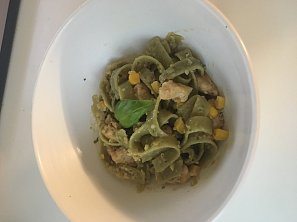 Těstoviny s quinoou a kuřecím masem