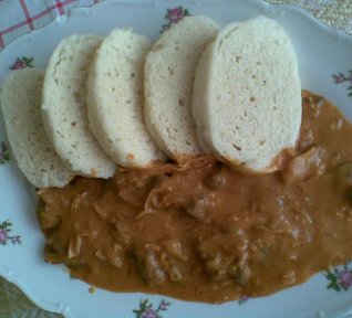 Poldiho zelný guláš