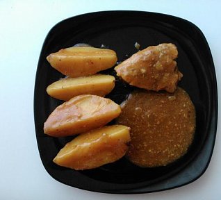 Kotlety se sýrovohořčičnou náplní