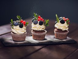Čokoládové cupcaky s mascarpone krémem