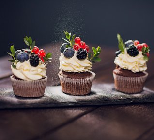 Čokoládové cupcaky s mascarpone krémem