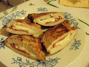 Kapsy s poličanem a nivou