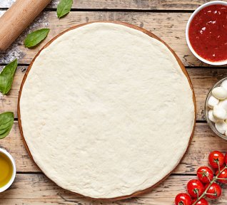 Pizza těsto z pizzerie