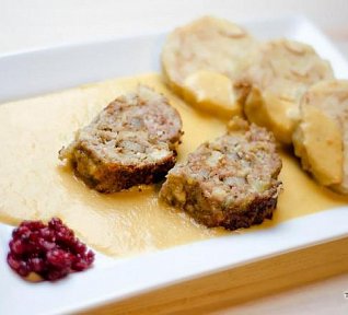 Falešná svíčková omáčka Falešná svíčková omáčka