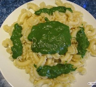 Těstoviny se špenátem