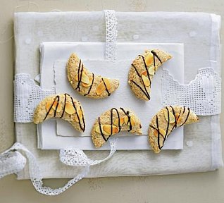 Ořechové půlměsíce