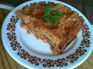 Lasagne s cuketou a slaninou Lasagne s cuketou a slaninou