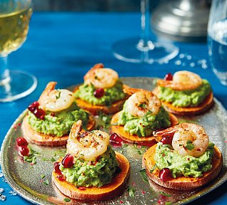 Batátové jednohubky s hráškem a krevetami