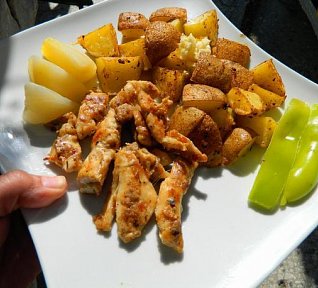 Kuřecí nudličky na nivě