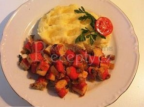 Krabí tyčinky s ořechy a parmazánem Krabí tyčinky s ořechy a parmazánem