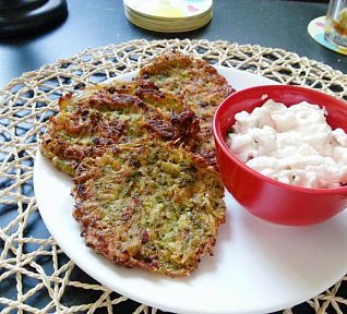 Zeleninové placičky s tatarkou