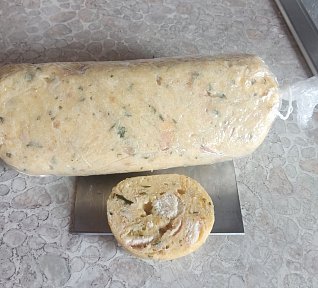 Bramborovo-houskový knedlík