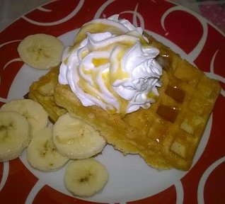 Banánové vafle s javorovým sirupem