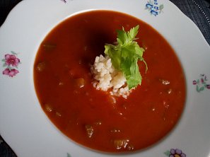 Rajská polévka s řapíkatým celerem