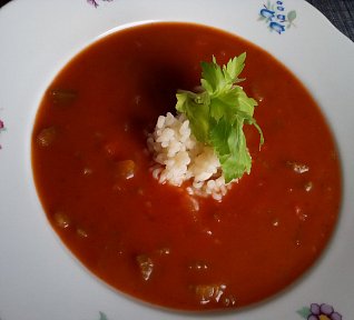 Rajská polévka s řapíkatým celerem Rajská polévka s řapíkatým celerem