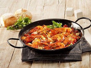 Saganaki s krevetami a sýrem Feta Saganaki s krevetami a sýrem Feta