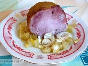 Vepřové uzené s ananasem