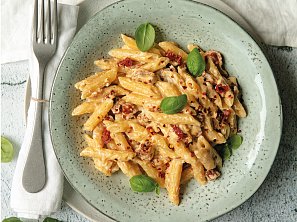 Těstoviny se sušenými rajčaty