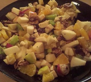 Ovocný salát s karamelovou marinádou