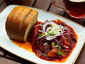 Špekáčky na pivě Primátor