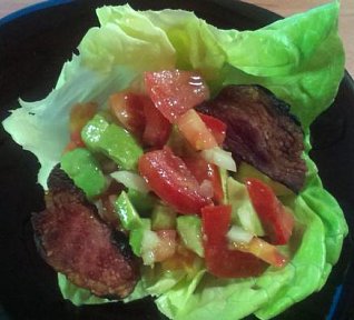 Mexický salát s avokádem