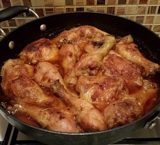 Pikantní pečená kuřecí stehna