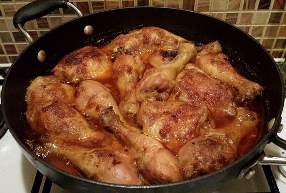 Pikantní pečená kuřecí stehna