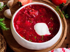 Polévka z červené řepy