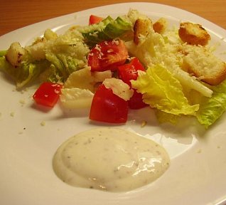 Salát z Říma s vinnou zálivkou