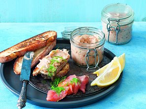 Paštika z uzeného lososa