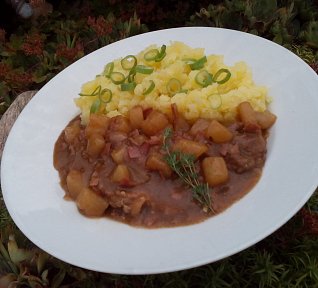 Krkovice s uzeným a kedlubnou