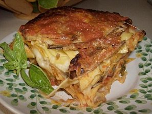 Zapečené těstoviny alla parmigiana Zapečené těstoviny alla parmigiana