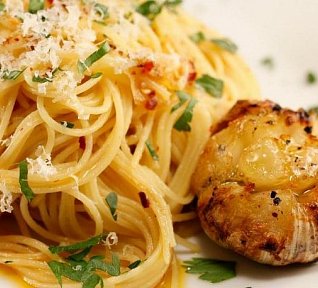 Česnekové špagety