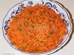 Indický mrkvový salát